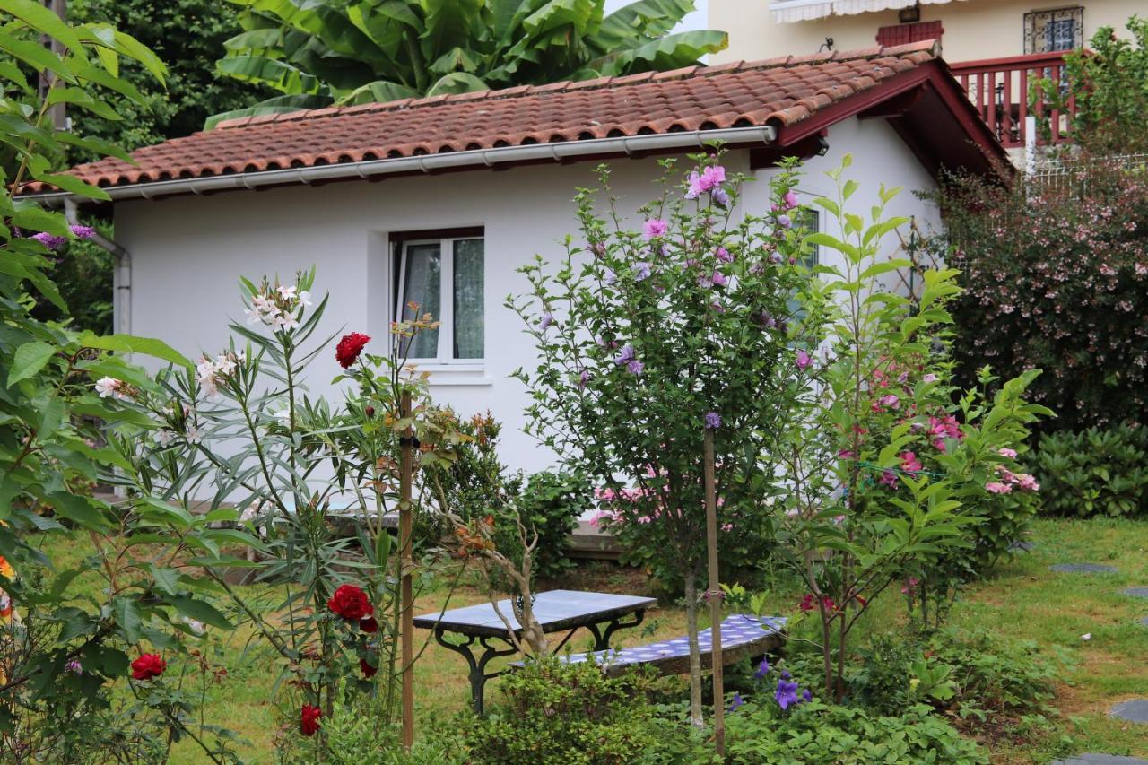 Chambres D'Hotes "Hor Dago" Pres De La Gare D'Hendaye Avec Le Petit-Dejeuner ภายนอก รูปภาพ